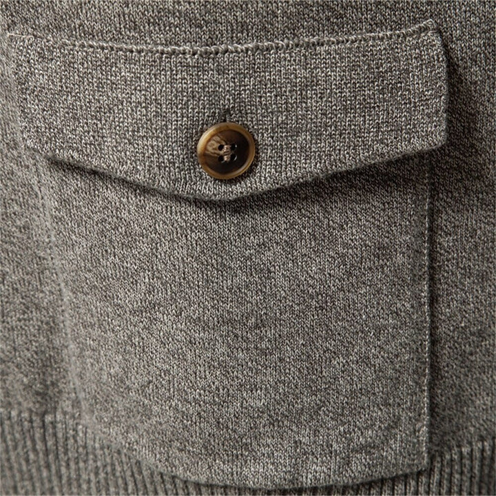 James | Elegant men's jumper with button closure