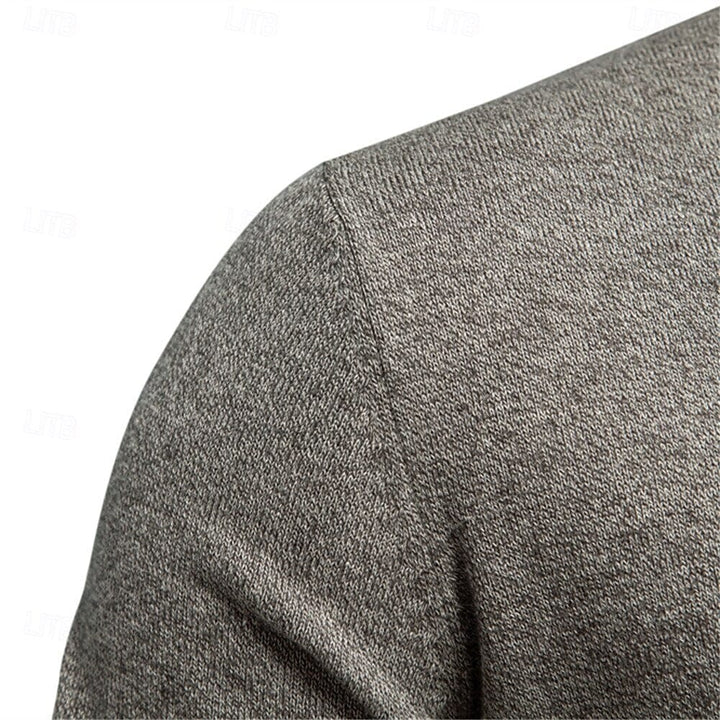 James | Elegant men's jumper with button closure