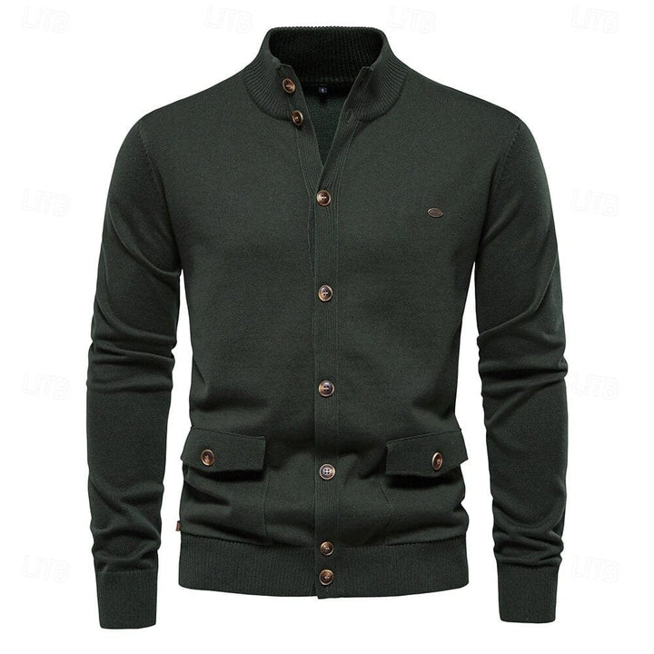 James | Elegant men's jumper with button closure