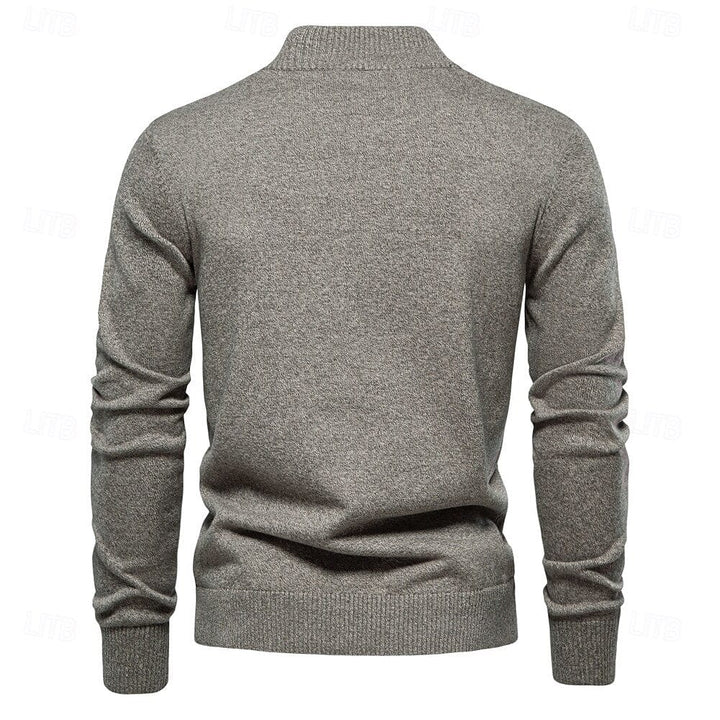 James | Elegant men's jumper with button closure